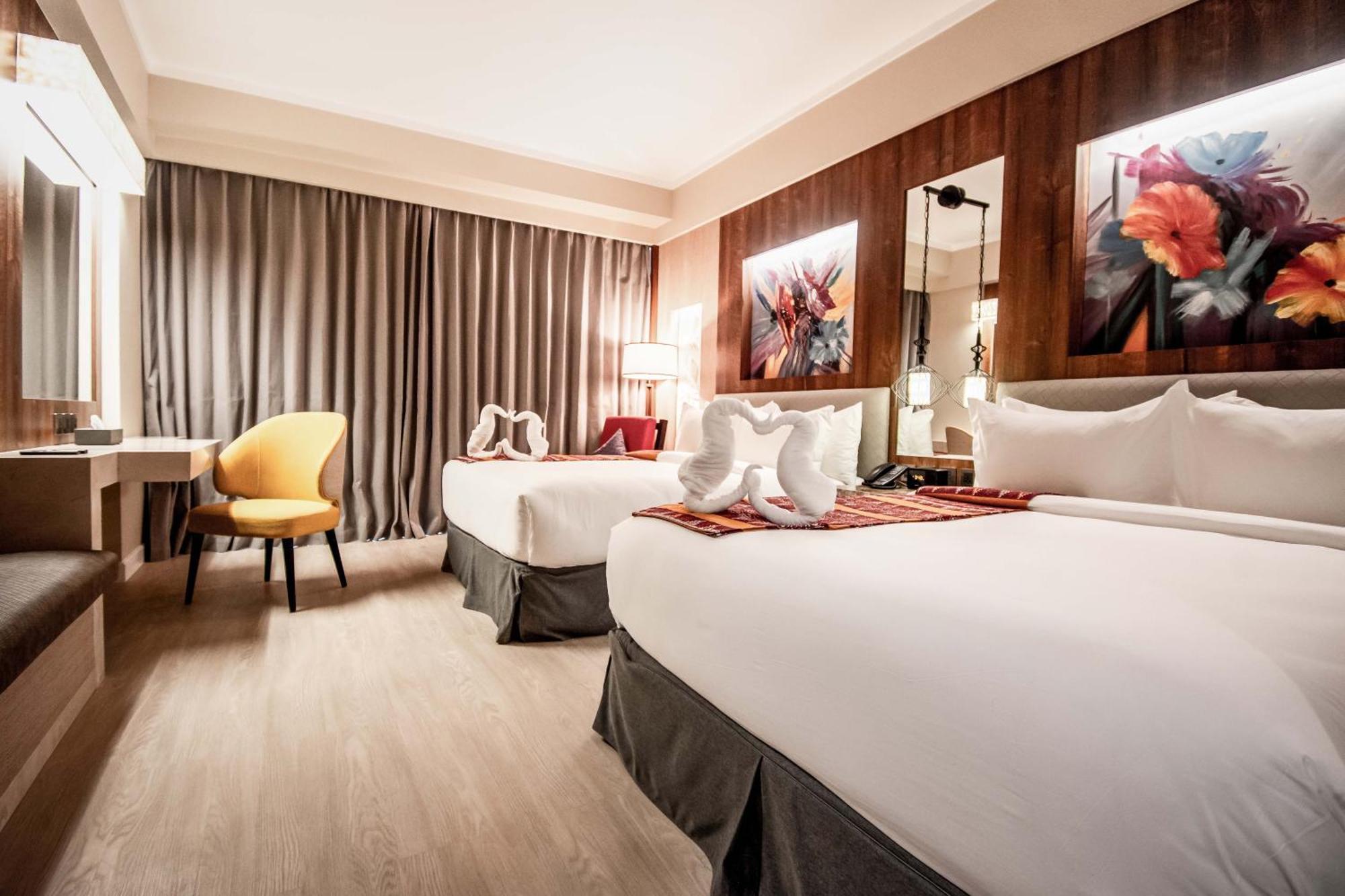 Mandarin Bay Resort And Spa Balabag  Екстер'єр фото