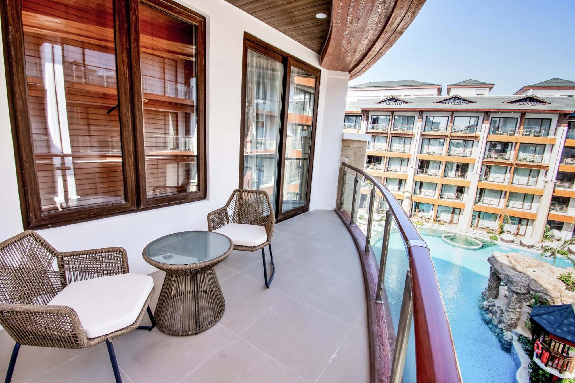 Mandarin Bay Resort And Spa Balabag  Екстер'єр фото
