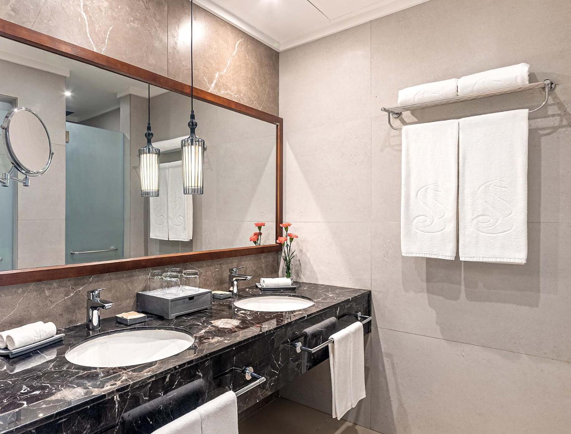 Mandarin Bay Resort And Spa Balabag  Екстер'єр фото