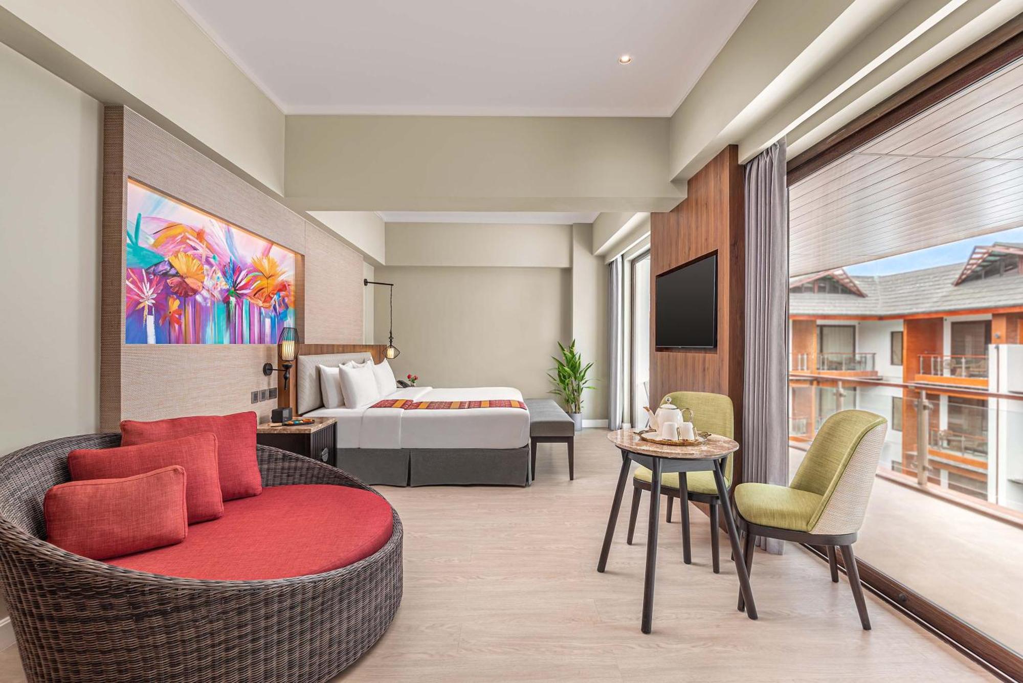 Mandarin Bay Resort And Spa Balabag  Екстер'єр фото