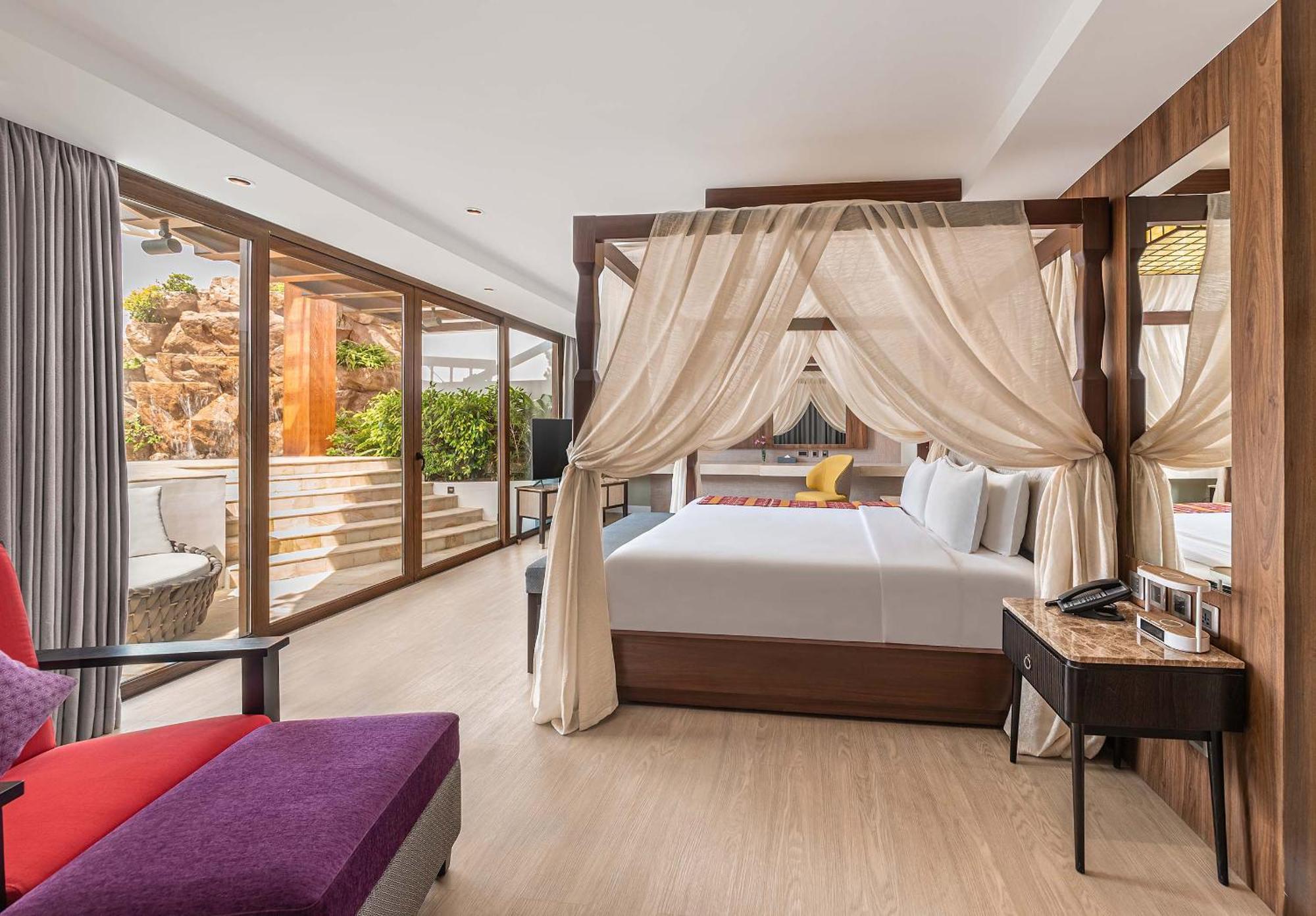 Mandarin Bay Resort And Spa Balabag  Екстер'єр фото