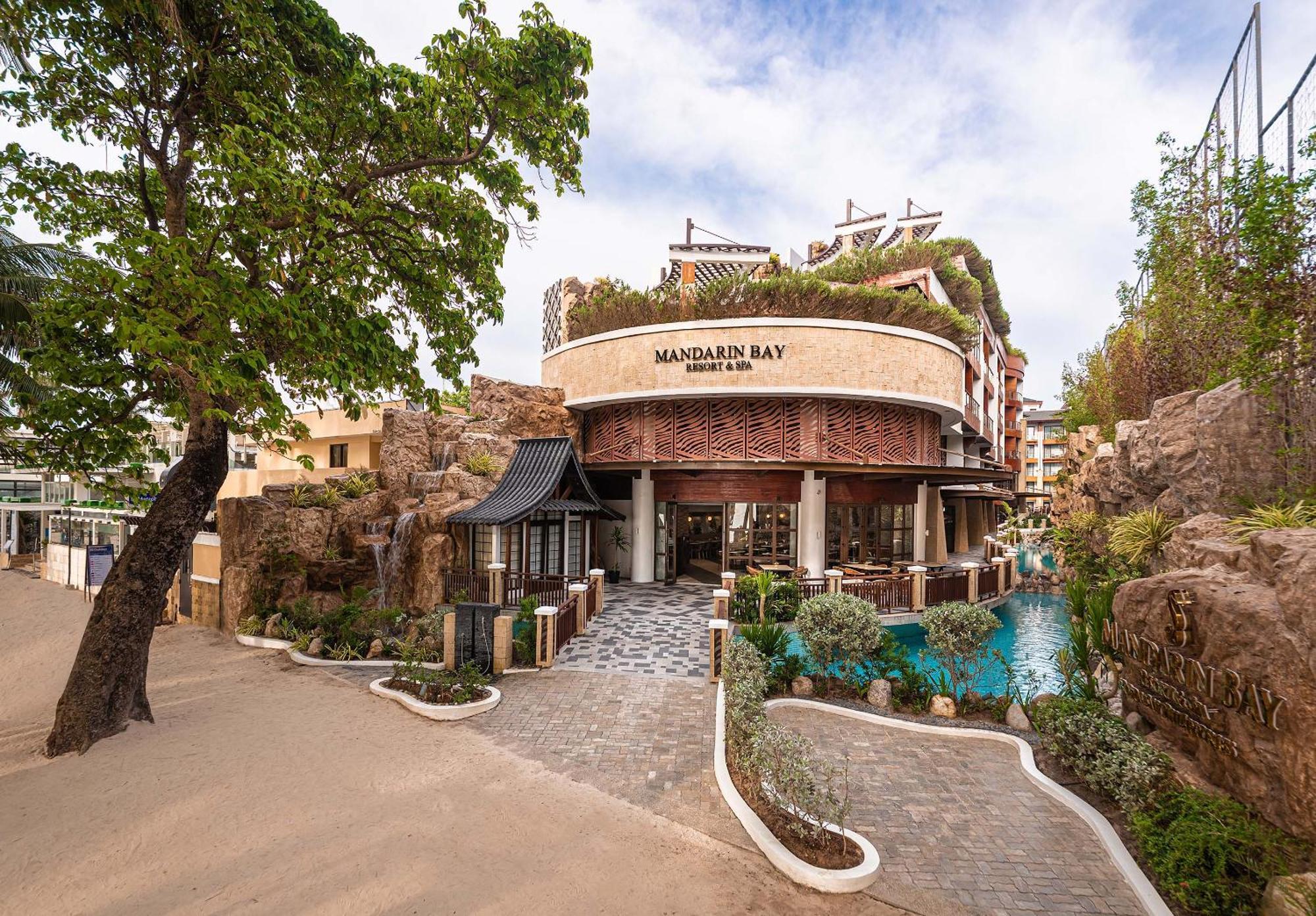 Mandarin Bay Resort And Spa Balabag  Екстер'єр фото